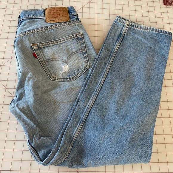 Vintage Levi 501 - Picture 2 of 8